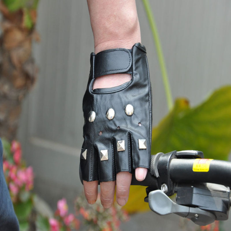 Street Fashion Gloves - ผู้ชาย Hip Hop Rivet Runk PU