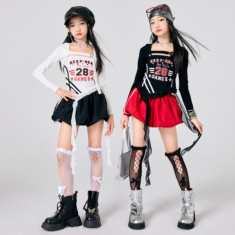 Street Fashion Outfit Girl - สาวใหม่ K-Pop แจ๊สชุดเวทีสีดําสีขาว Hip Hop Dance