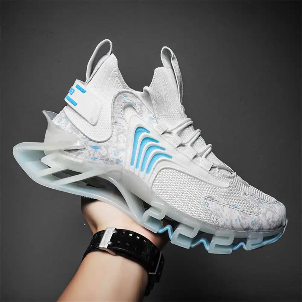 Street Fashion Outfit Girl - Blue Slipon ยาวรองเท้าสีชมพูรองเท้าผ้าใบสีเขียวอ่อนกีฬารองเท้าผู้ชาย 2025g รองเท้าผ้าใบ Top