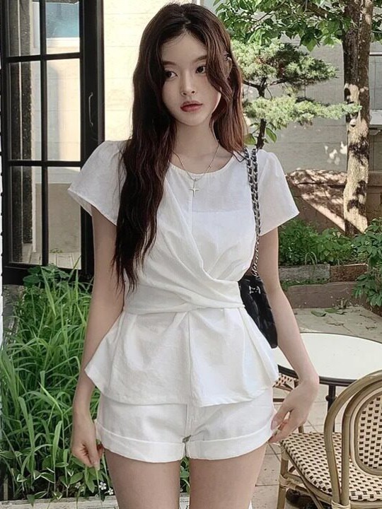 เสื้อสเวตเตอร์สไตล์เกาหลีสำหรั - Street Fashion Korea บทวิจารณ์และราคา