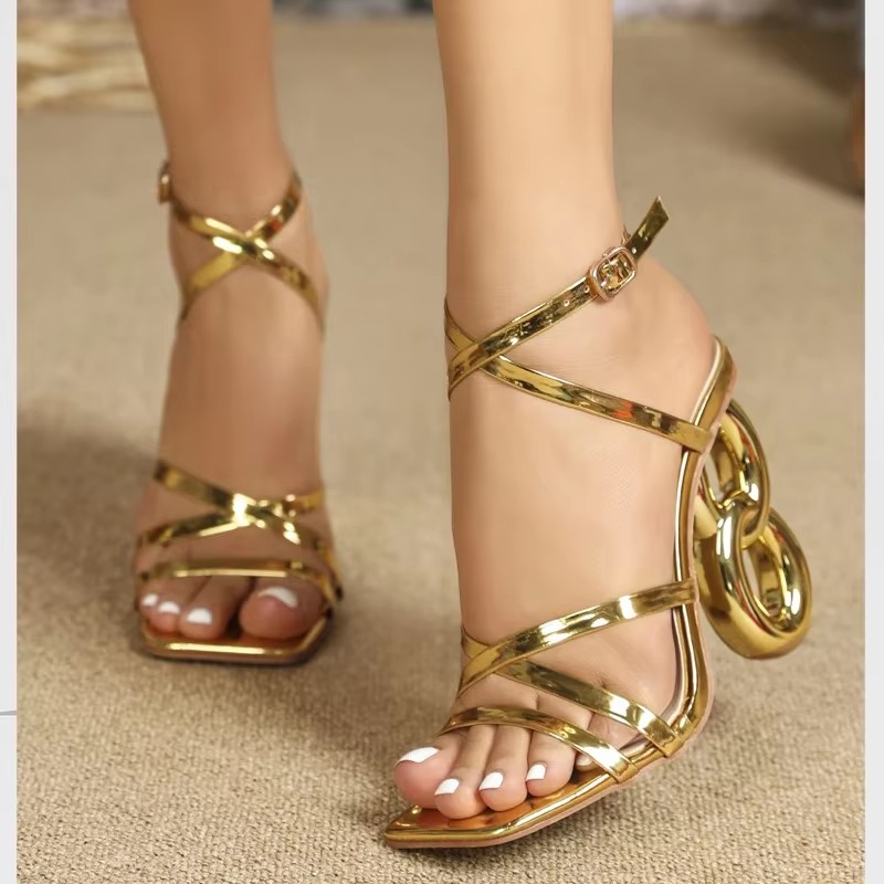 Eilyken รองเท้าแตะผู้หญิงแฟชั่ - Street Fashion Ladies บทวิจารณ์และราคา