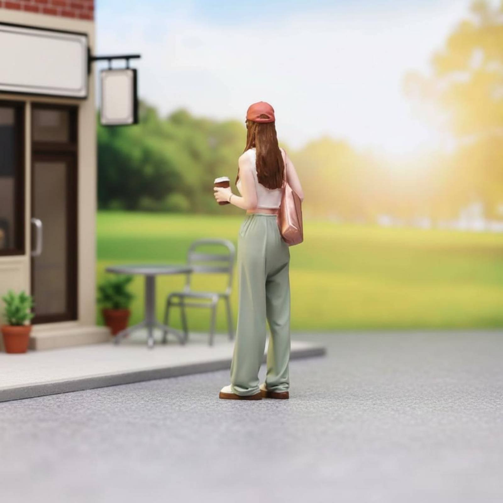 รูปปั้นเด็กผู้หญิงถือกาแฟ แฟชั - Street Fashion Pose บทวิจารณ์และราคา